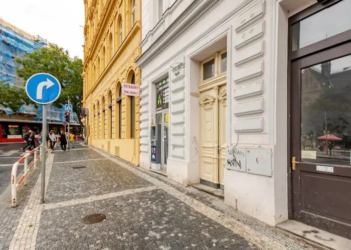 Namesti Miru شقة براغ